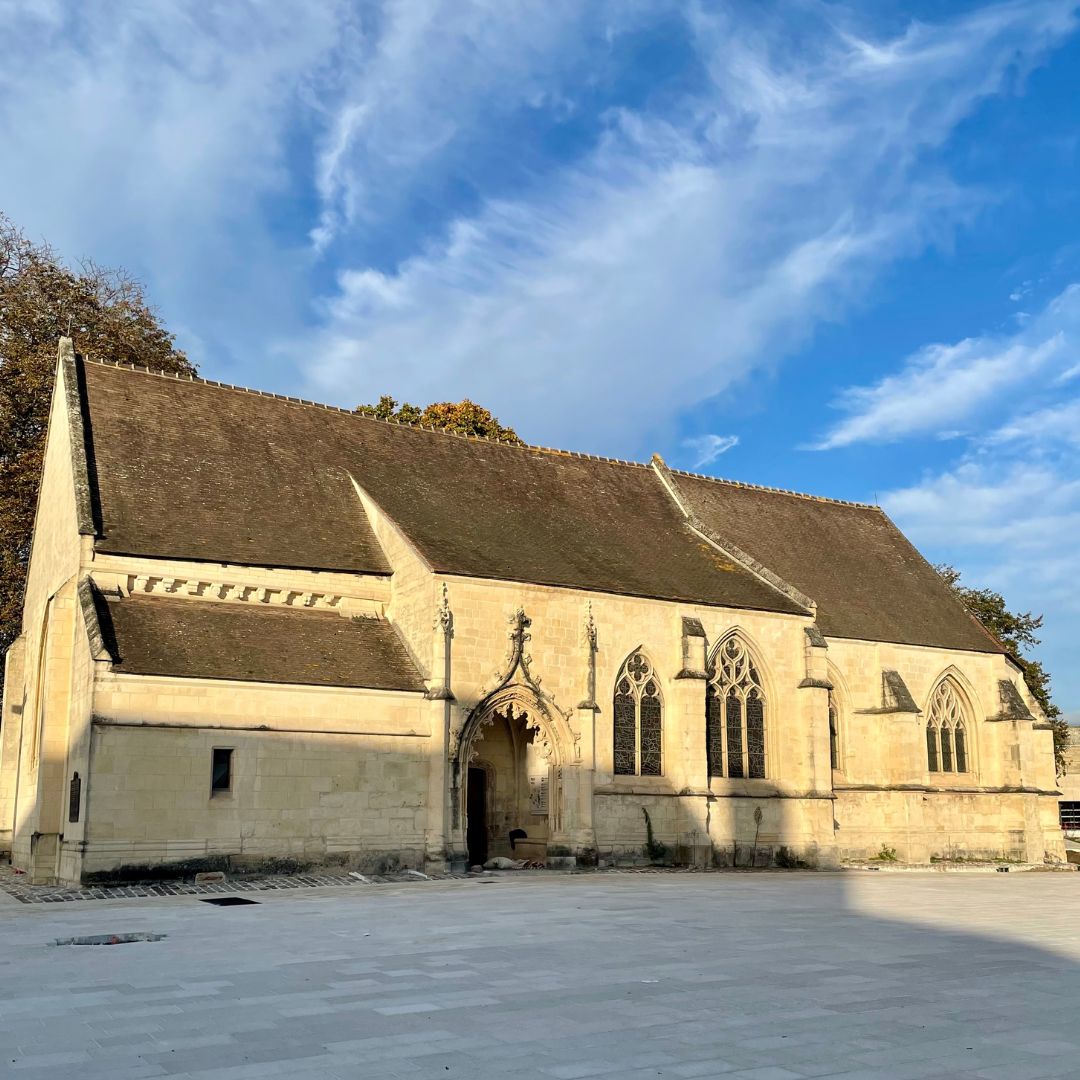 Private guided tour of Caen Castle - 1h30
