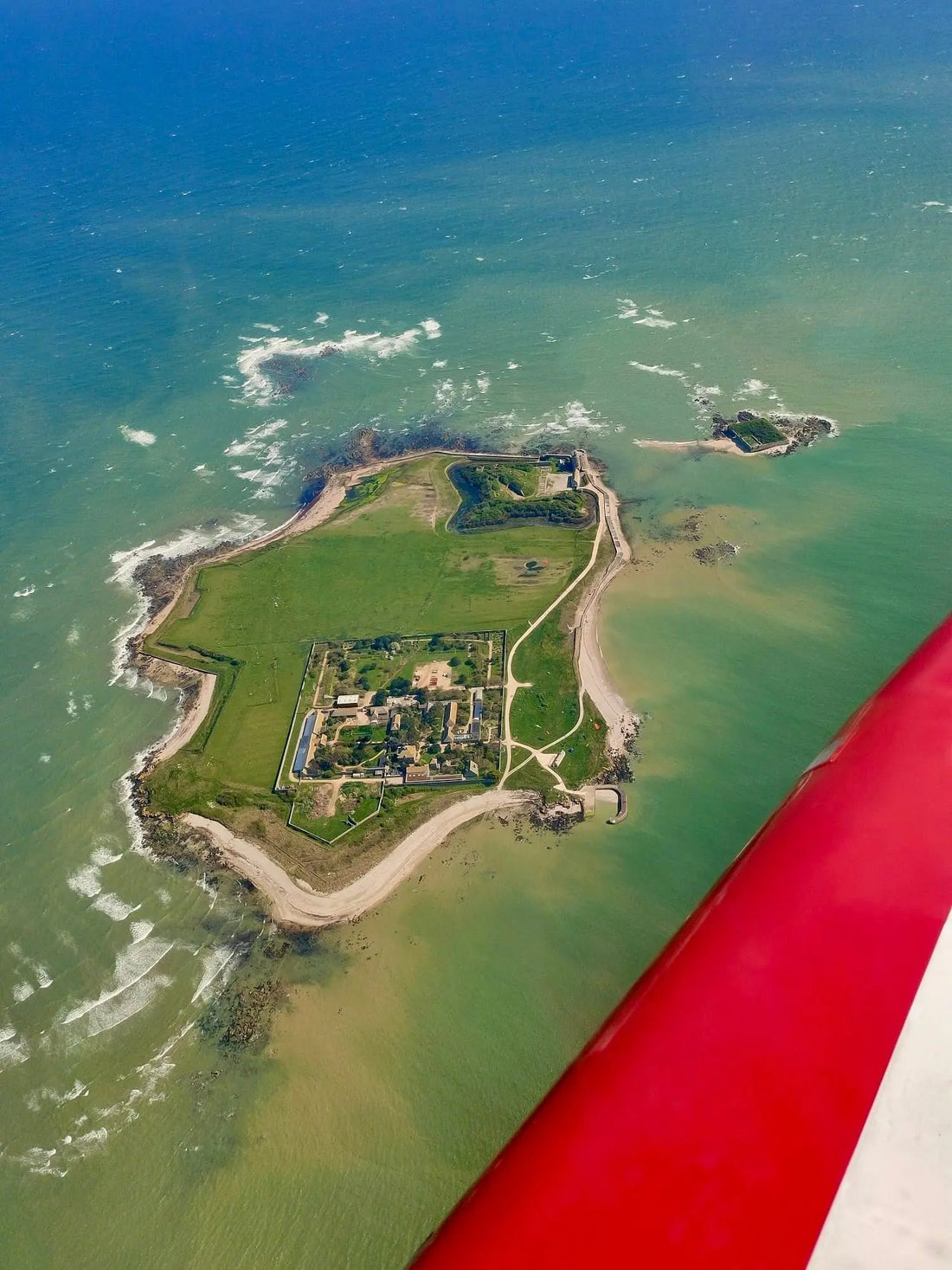L-île-de-Tatihou-un-joyau-normand-entre-nature-histoire-et-découverte-guidée Caen Visite