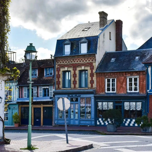 Visite-guidée-Honfleur-Guide-complet-des-itinéraires-incontournables Caen Visite