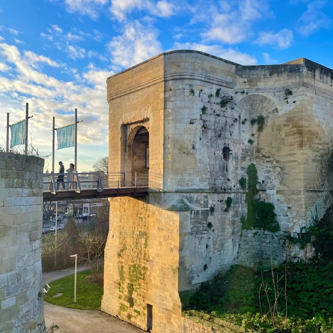 Le château de Caen à l'automne, cœur des événements de fin d'année