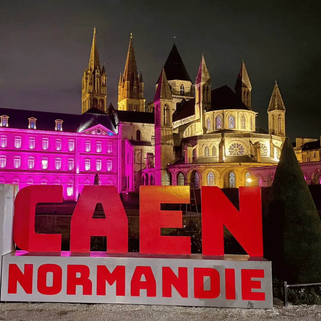 Visite guidée nocturne de Caen (1h30) – Caen à la nuit tombée Caen Visite