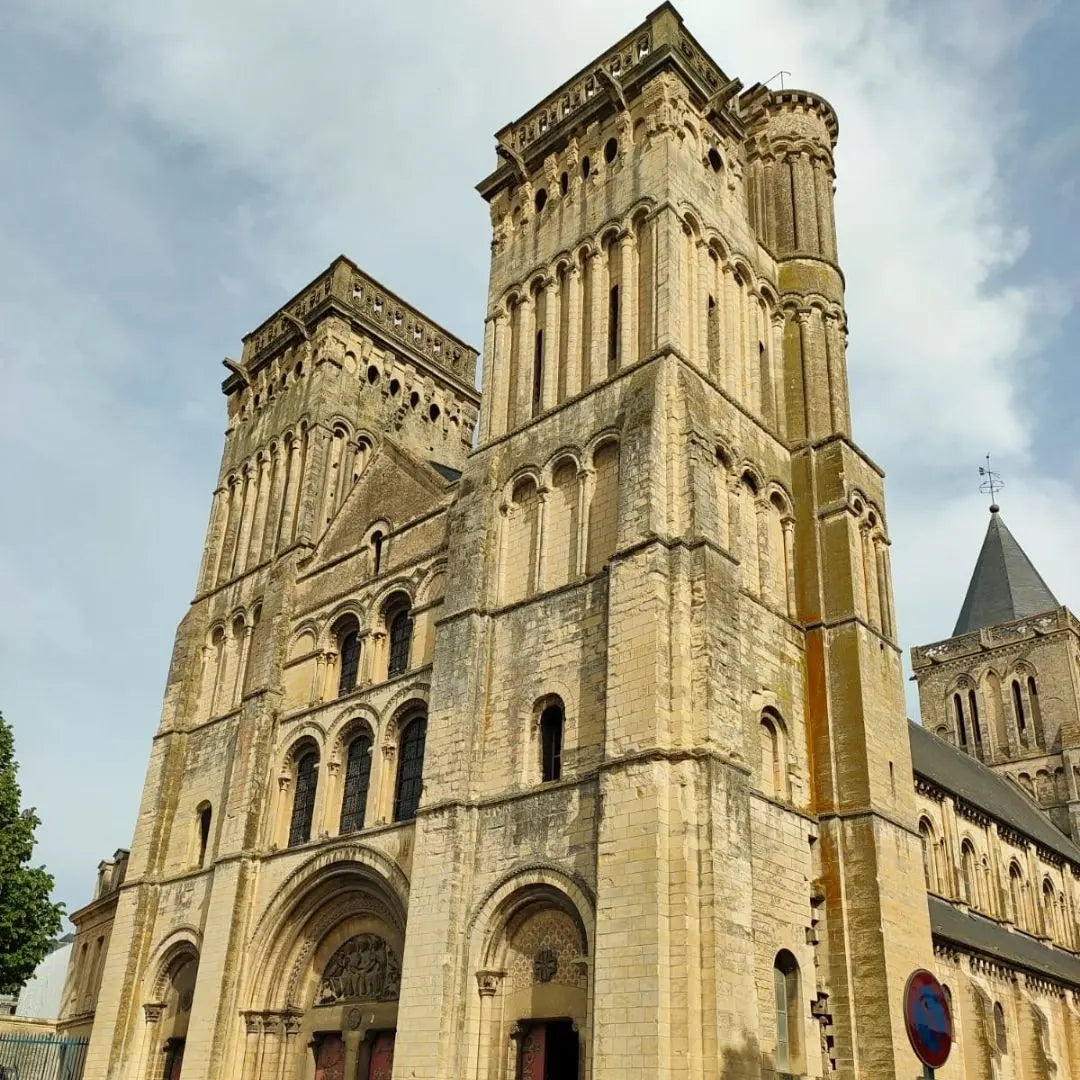 Visite privée de Caen — Une expérience sur-mesure, en famille ou entre amis Caen Visite
